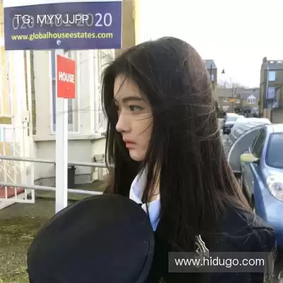侯跃雯